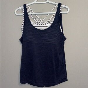 NWOT Athleta tank top with sports bra built in
